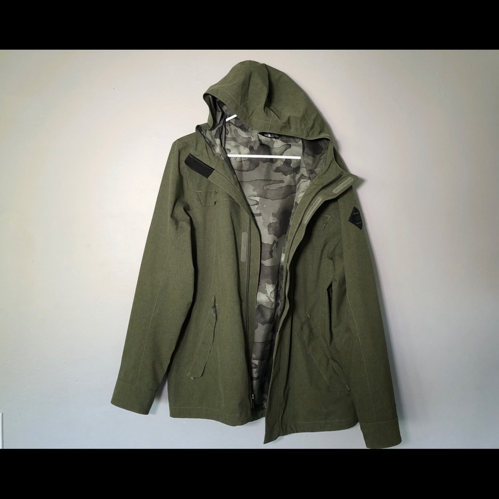 North Face Dryvent Jacket Camo